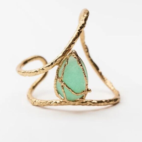 Zara Jewelry - Vintage style bracelet A988